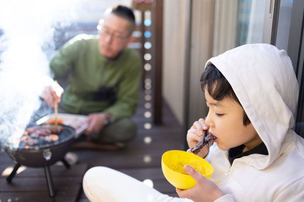 大阪市旭区の“炭火焼肉ホルモン仁”は、ランチやディナー、接待などさまざまな場面でご利用いただけます。